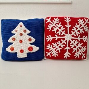 Vintage Handmade Set of 2 Square Crochet Christmas Pillows 14" Square